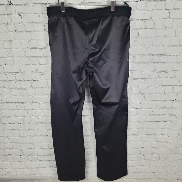 DELIZIA | satin drawstring patch pocket straight leg pants - Picture 4 of 8